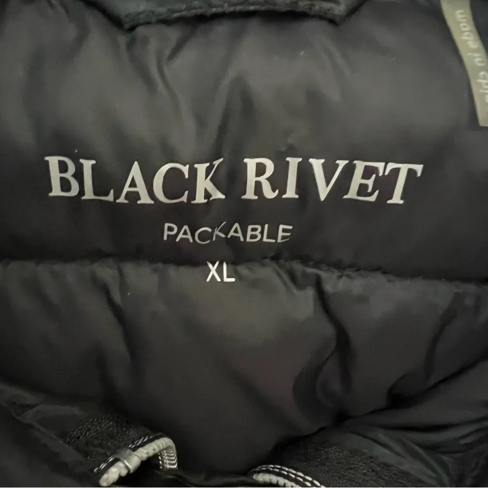 Black Packable Puffer Jacket Women's Sz XL - Picture 8 of 8
